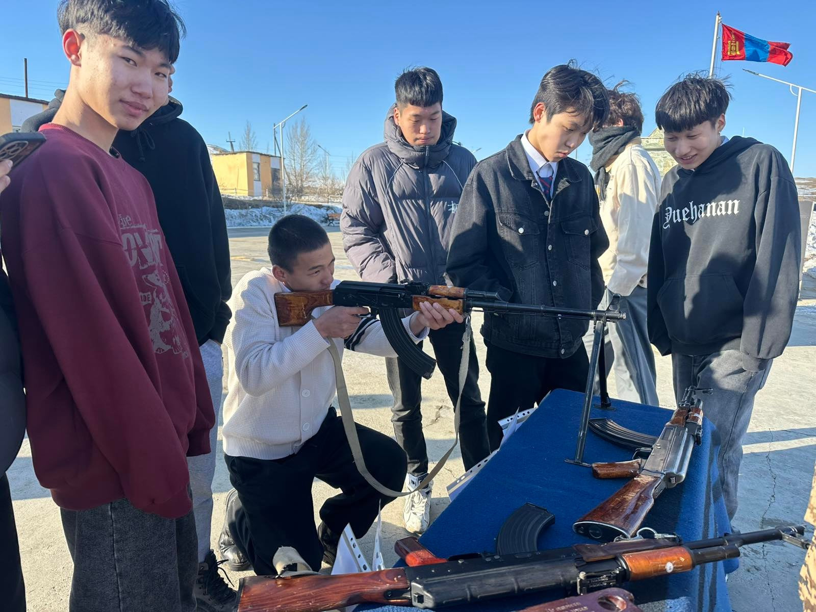 Эх оронч үзлийг түгээн дэлгэрүүлэх нээлттэй хаалганы өдөрлөг зохион байгууллаа